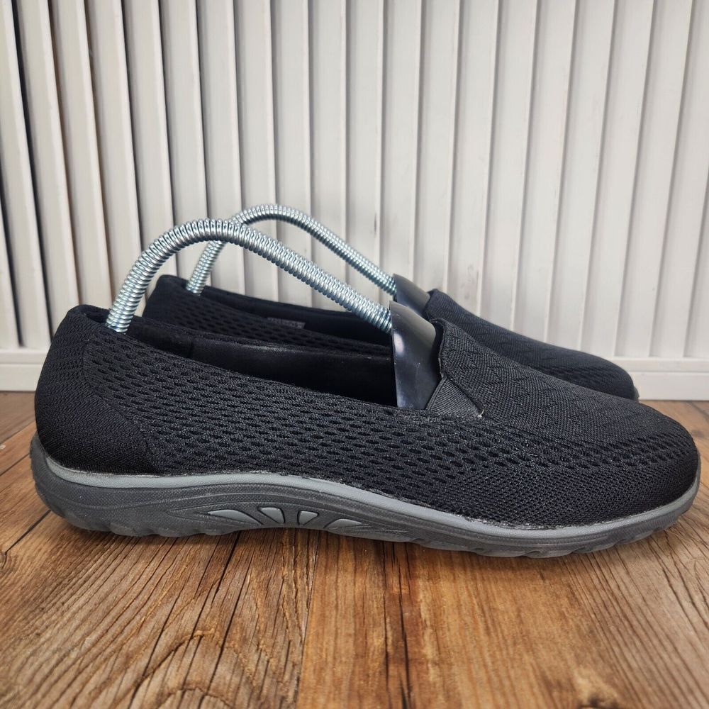Womens 9.5 Skechers Relaxed Fit Reggae Fest Willows Black Comfort Shoes 49244